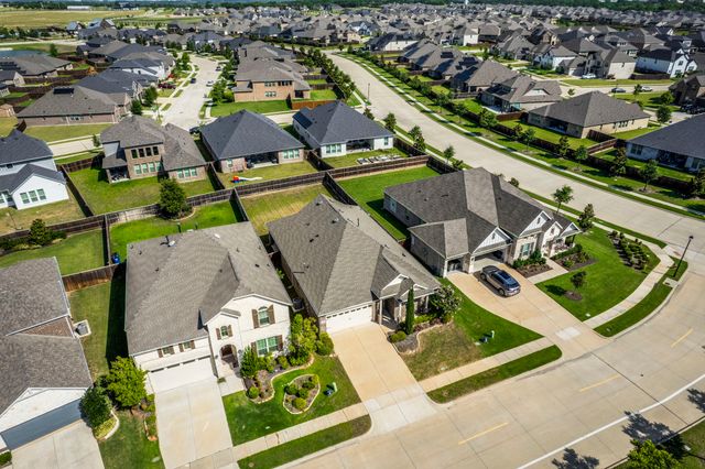 1104 Garden Grove Lane, Forney, TX 75126