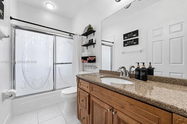 2006 NE 38th Road, Homestead, FL 33033