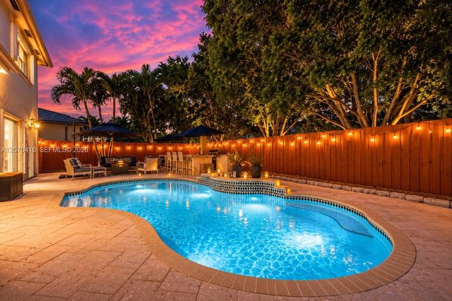 2006 NE 38th Road, Homestead, FL 33033