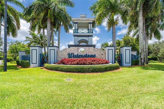 2006 NE 38th Road, Homestead, FL 33033
