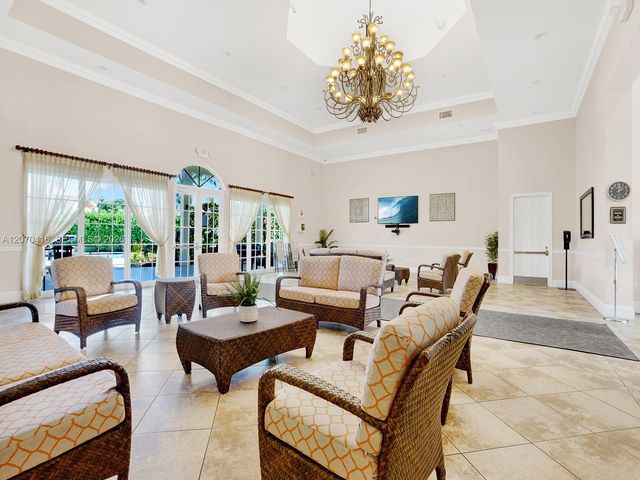 2006 NE 38th Road, Homestead, FL 33033
