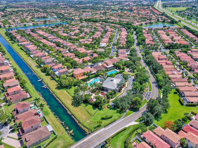 2006 NE 38th Road, Homestead, FL 33033