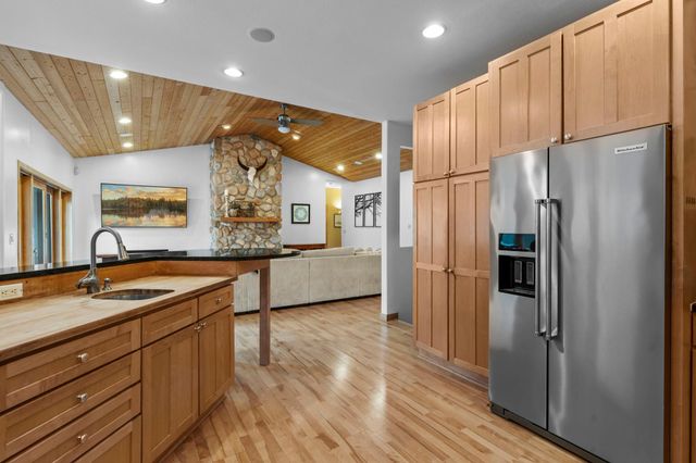 2780 Overlook Lane N, Stillwater, MN 55082