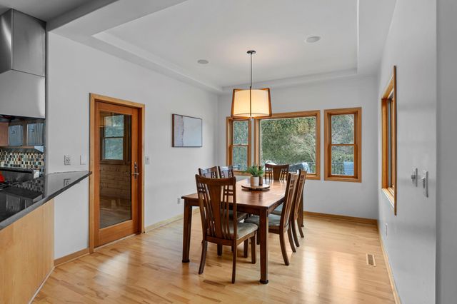 2780 Overlook Lane N, Stillwater, MN 55082