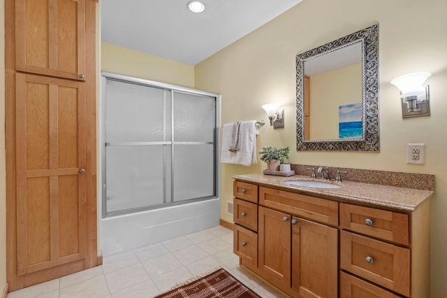 2780 Overlook Lane N, Stillwater, MN 55082