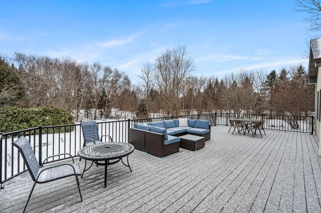 2780 Overlook Lane N, Stillwater, MN 55082