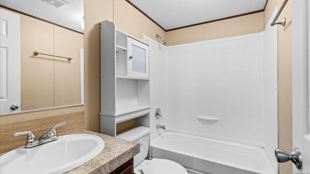 1911 Wald, New Braunfels, TX 78132
