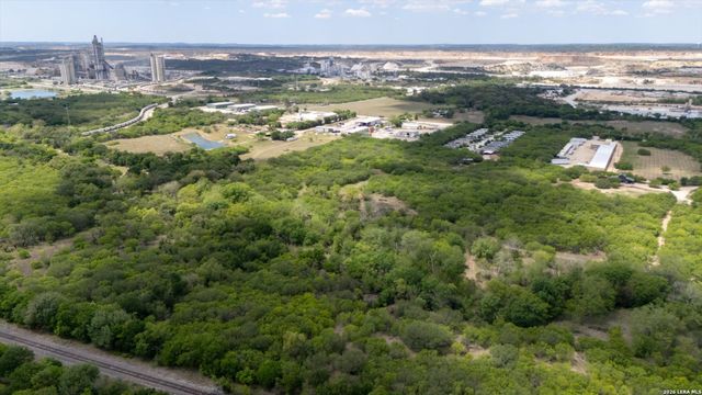 1911 Wald, New Braunfels, TX 78132
