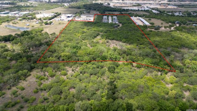 1911 Wald, New Braunfels, TX 78132