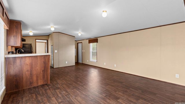 1911 Wald, New Braunfels, TX 78132
