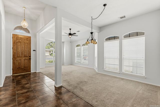 2002 SIMPSON TRL, San Antonio, TX 78251