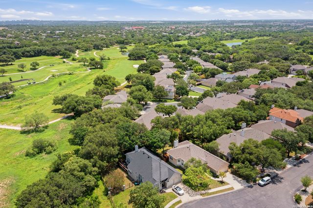 2002 SIMPSON TRL, San Antonio, TX 78251