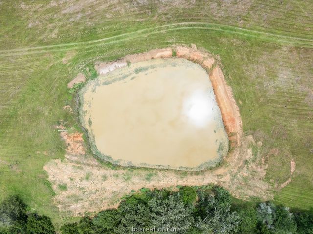3320 County Road 430, Dime Box, TX 77853