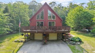 157 Maplewood Drive, Gloversville, NY 12078