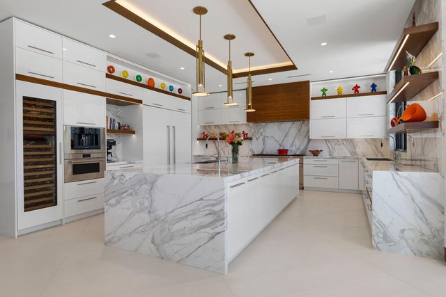200 Fiesta Way, Fort Lauderdale, FL 33301
