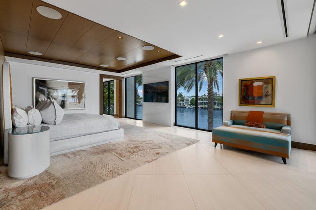 200 Fiesta Way, Fort Lauderdale, FL 33301