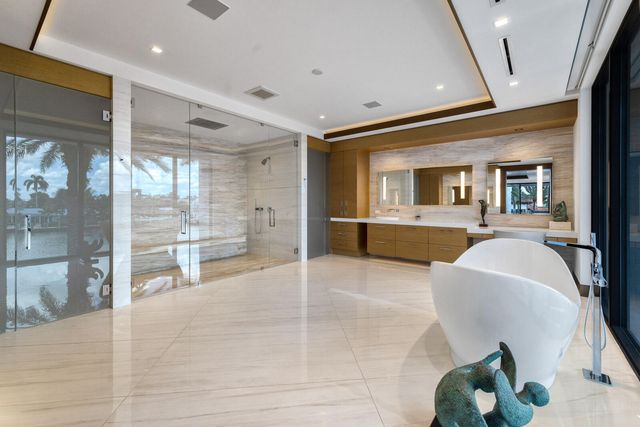 200 Fiesta Way, Fort Lauderdale, FL 33301
