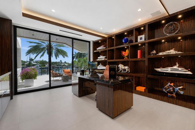 200 Fiesta Way, Fort Lauderdale, FL 33301