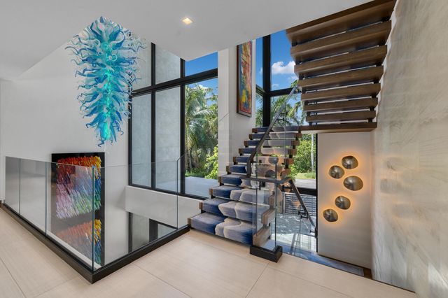 200 Fiesta Way, Fort Lauderdale, FL 33301