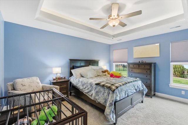 5005 LONGBOW DR, Columbia, MO 65201