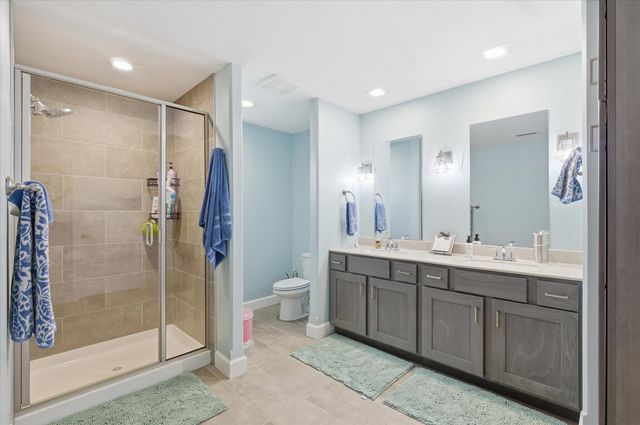 5005 LONGBOW DR, Columbia, MO 65201