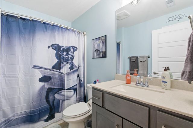 5005 LONGBOW DR, Columbia, MO 65201