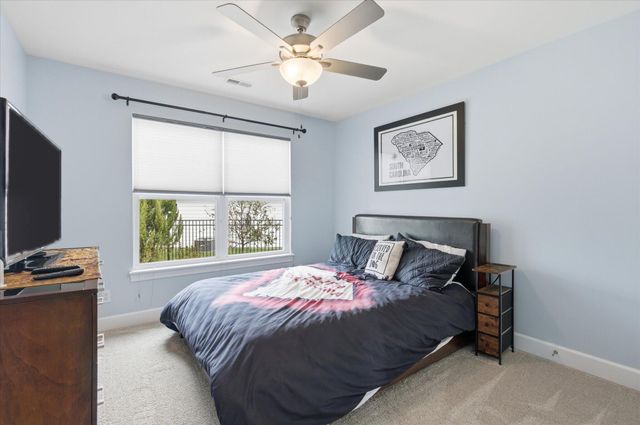 5005 LONGBOW DR, Columbia, MO 65201