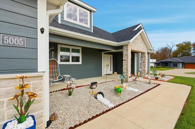 5005 LONGBOW DR, Columbia, MO 65201