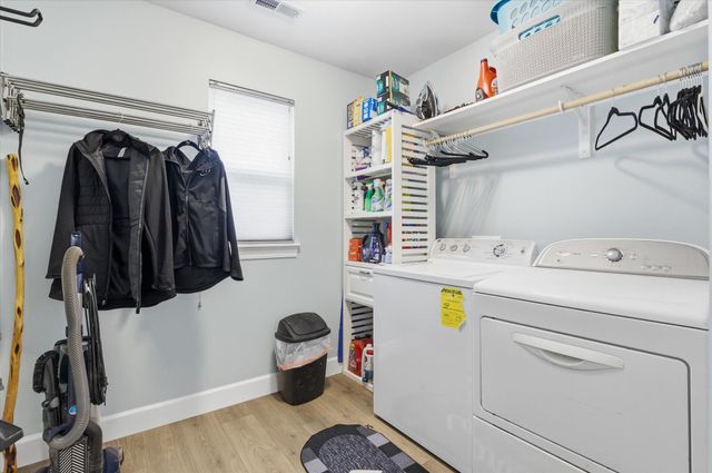 5005 LONGBOW DR, Columbia, MO 65201