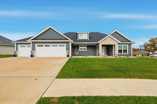 5005 LONGBOW DR, Columbia, MO 65201