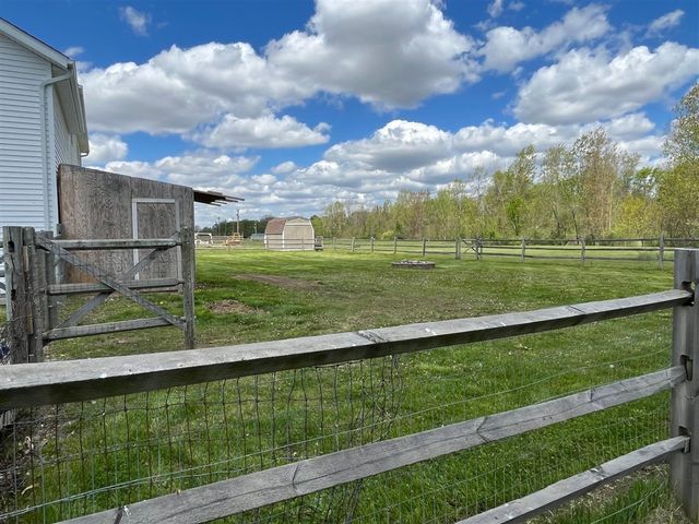 2831 Nadeau Road, Monroe, MI 48162