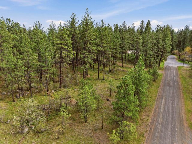 3919 S San Diego Rd, Spokane, WA 99224