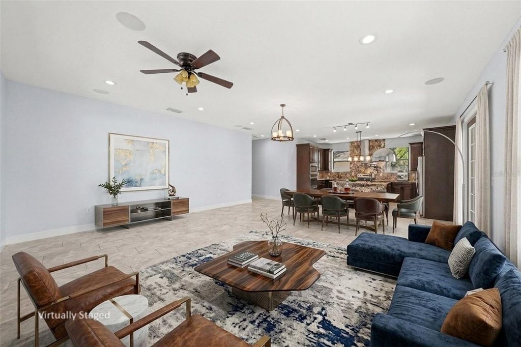 Image 3 of property listing at 7110 N TALIAFERRO AVENUE, Tampa, FL 33604