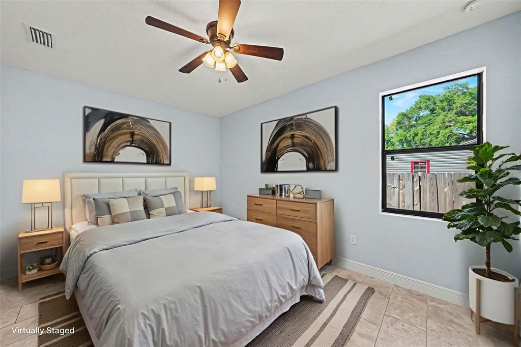Image 8 of property listing at 7110 N TALIAFERRO AVENUE, Tampa, FL 33604