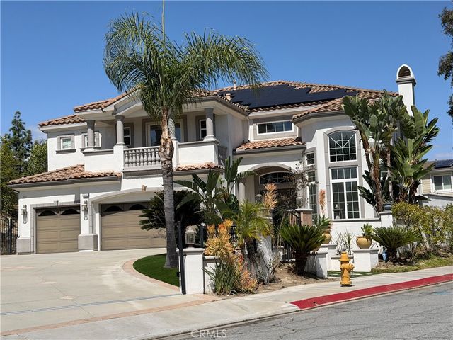 18665 Seabiscuit, Yorba Linda, CA 92886