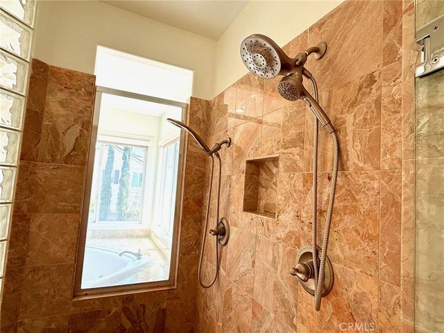 18665 Seabiscuit, Yorba Linda, CA 92886