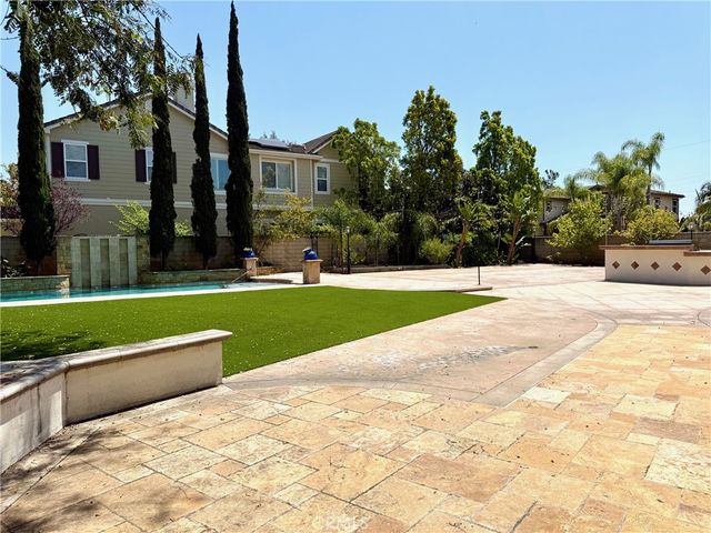 18665 Seabiscuit, Yorba Linda, CA 92886