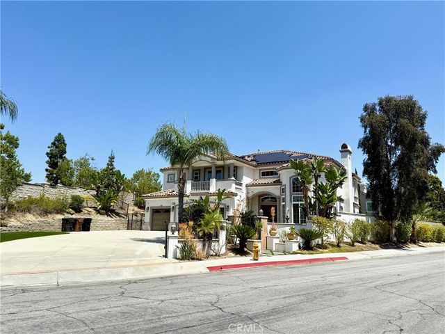 18665 Seabiscuit, Yorba Linda, CA 92886