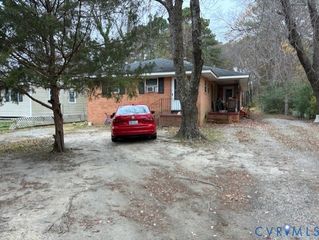 2842 Goolsby Ave, North Chesterfield, VA 23234