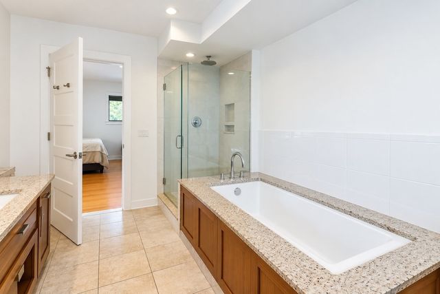 2021 Commonwealth Ave B, Boston, MA 02135