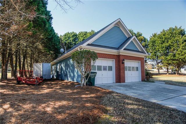 3875 Spring Manor Court, Loganville, GA 30052