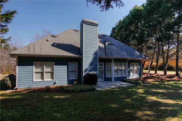3875 Spring Manor Court, Loganville, GA 30052