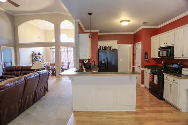 3875 Spring Manor Court, Loganville, GA 30052