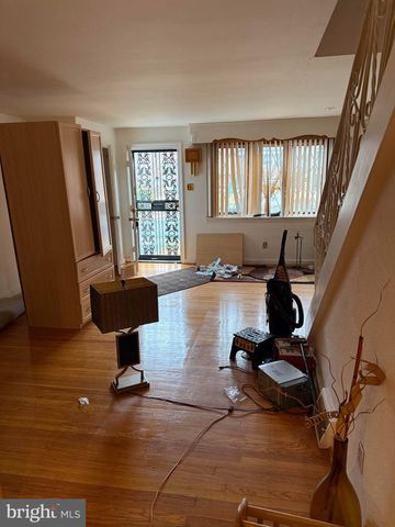 1106 E HORTTER ST, Philadelphia, PA 19150