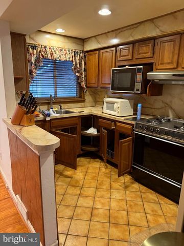 1106 E HORTTER ST, Philadelphia, PA 19150