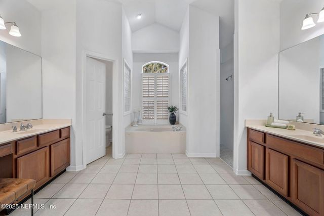 5028 BLACKHAWK Drive, St. Johns, FL 32259