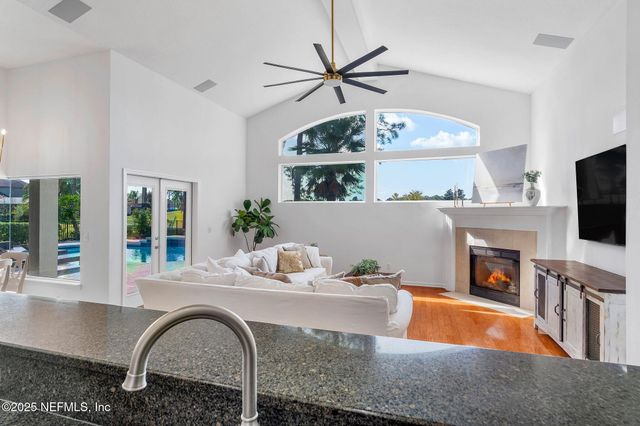 5028 BLACKHAWK Drive, St. Johns, FL 32259