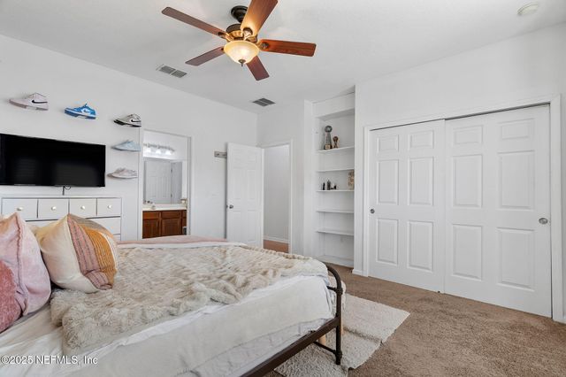 5028 BLACKHAWK Drive, St. Johns, FL 32259