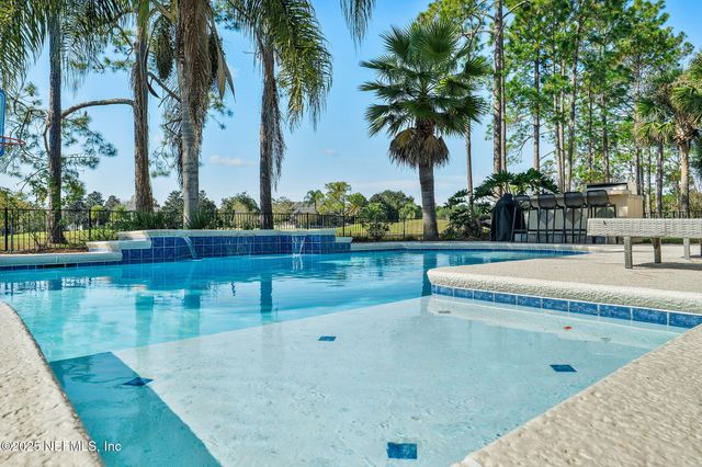 5028 BLACKHAWK Drive, St. Johns, FL 32259