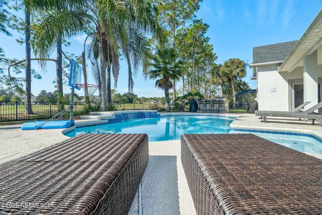 5028 BLACKHAWK Drive, St. Johns, FL 32259